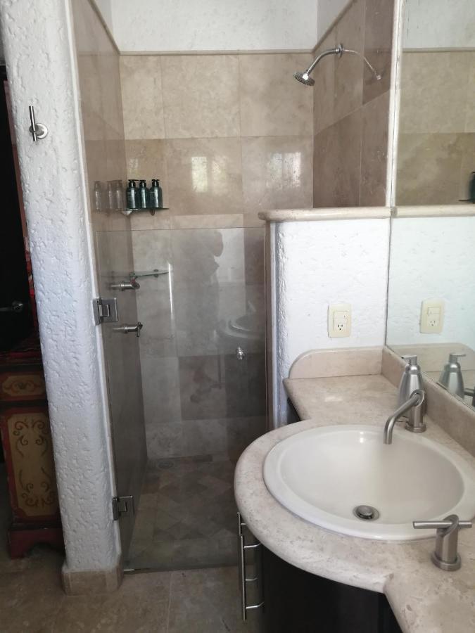 マサトラン Casa Dahlia 2 Bed & Breakfast エクステリア 写真