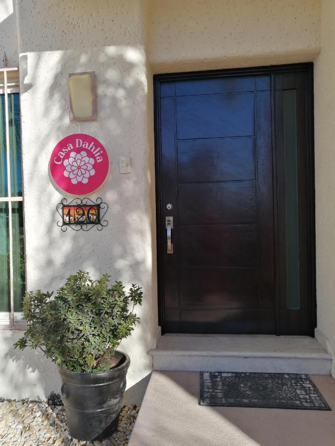 マサトラン Casa Dahlia 2 Bed & Breakfast エクステリア 写真