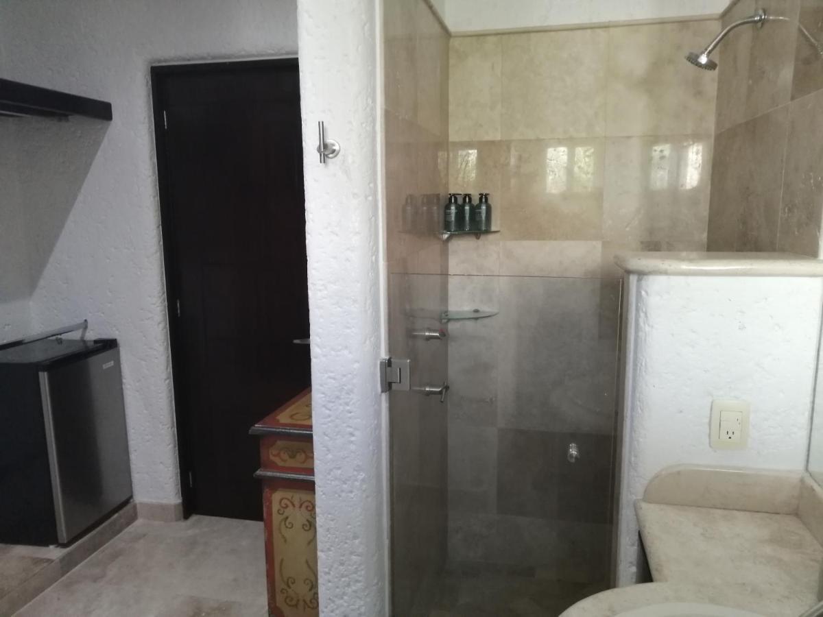 マサトラン Casa Dahlia 2 Bed & Breakfast エクステリア 写真